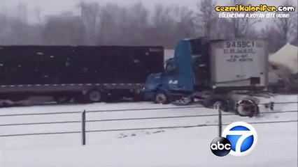 Amerika'da Meydana Gelen 200 Araçlık Zincirleme Kaza