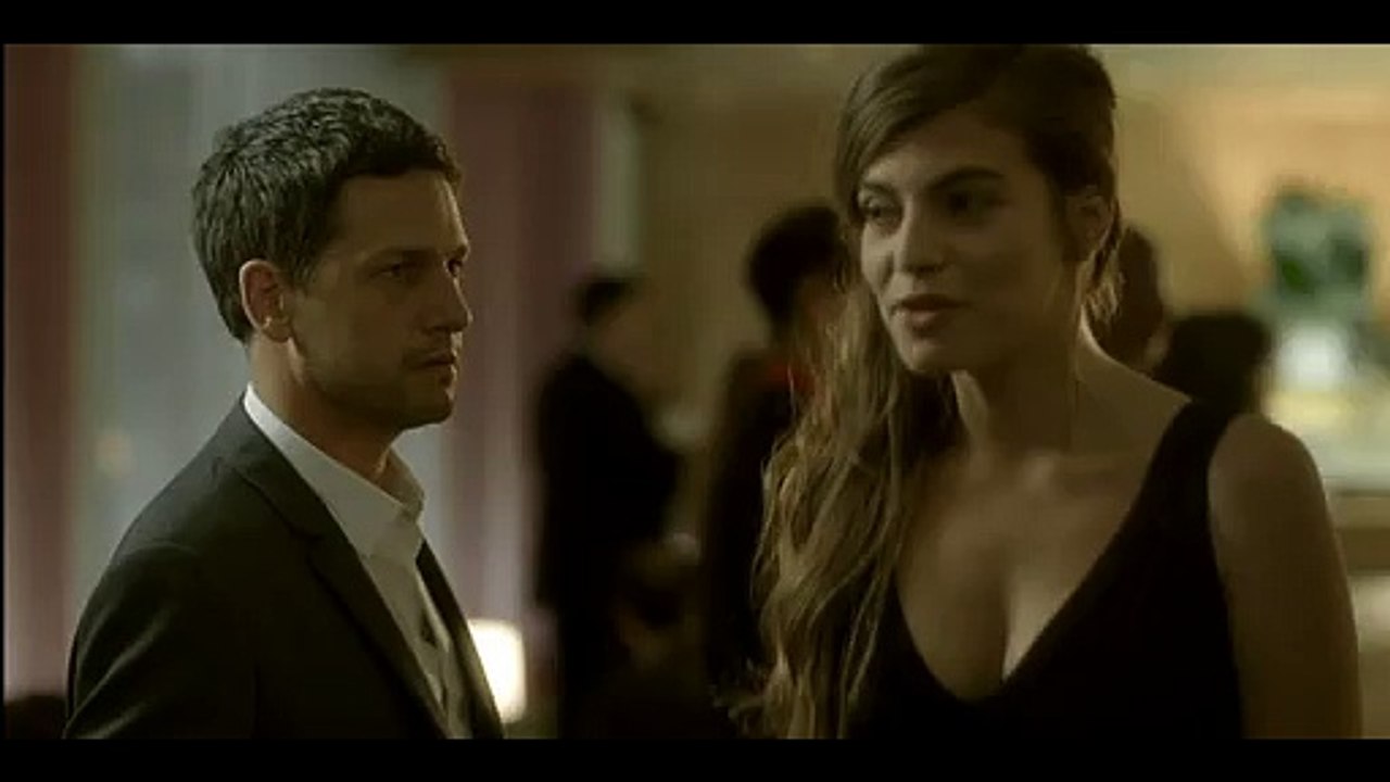 Renault - voiture Renault Mégane GT Line - octobre 2010 - "La soirée"