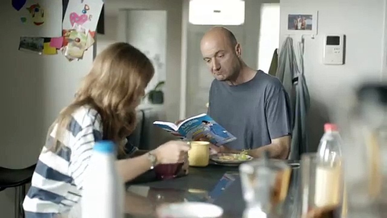 Toyota - voiture Nouvelle Toyota Yaris, "Made in France, avec Jean-Michel" - septembre 2011 - "Petit-déjeuner"