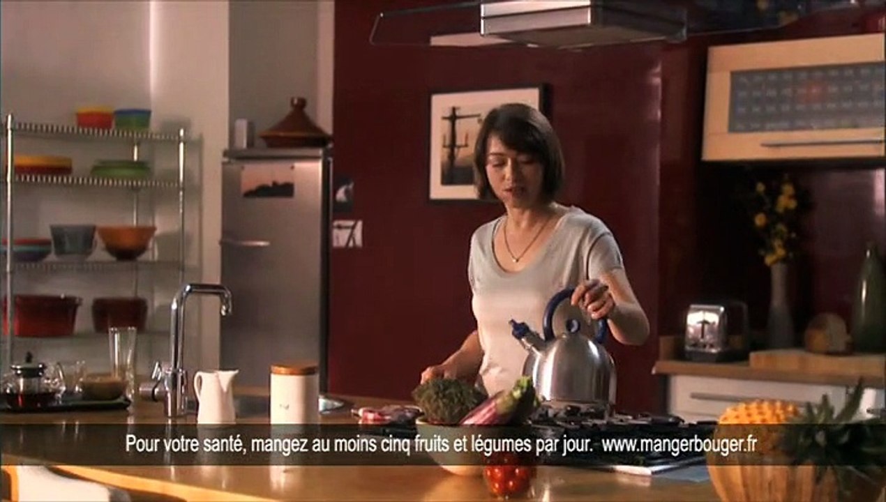 Sunny Delight - boissons aux fruits - avril 2009 - "Tu vas boire ce que tu vas boire.", "Le T-shirt", 20s