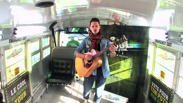 Windows (Microsoft) - système d'exploitation Windows 7 - octobre 2010 - Back2school, Back2cool , candidat Loulou et guitare