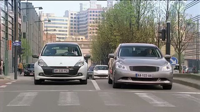 Renault - voiture Renault Clio - juillet 2010 - Traffic Light