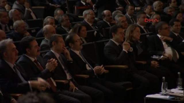 Davutoğlu'ndan Esnafa 'Faizsiz Kredi' Müjdesi