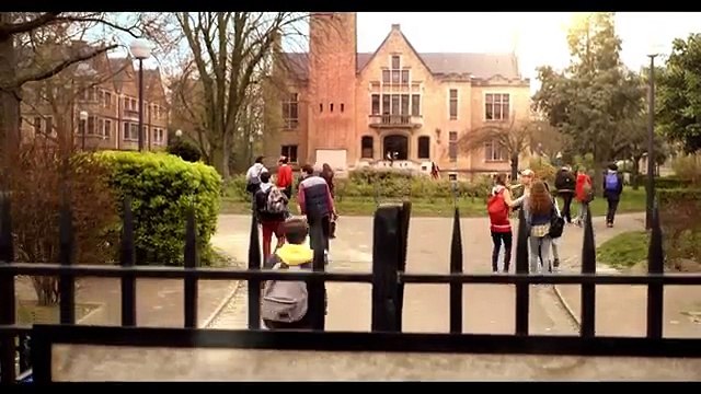 St John's pour Curly - snacks apéritifs, «Curly Bro University, university.curly.fr» - juin 2014 - 2 min 25