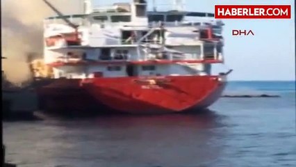 İskenderun Körfezinde Saman Yüklü Gemide Yangın Çıktı-2