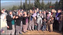 İzmir Taş Ocağına Çoluk Çocuk Direnen Akalan Köylüleri İçin Sevindiren Karar