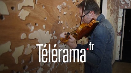 Franck Della Valle découvre l'acoustique d'une salle de la Philharmonie de Paris