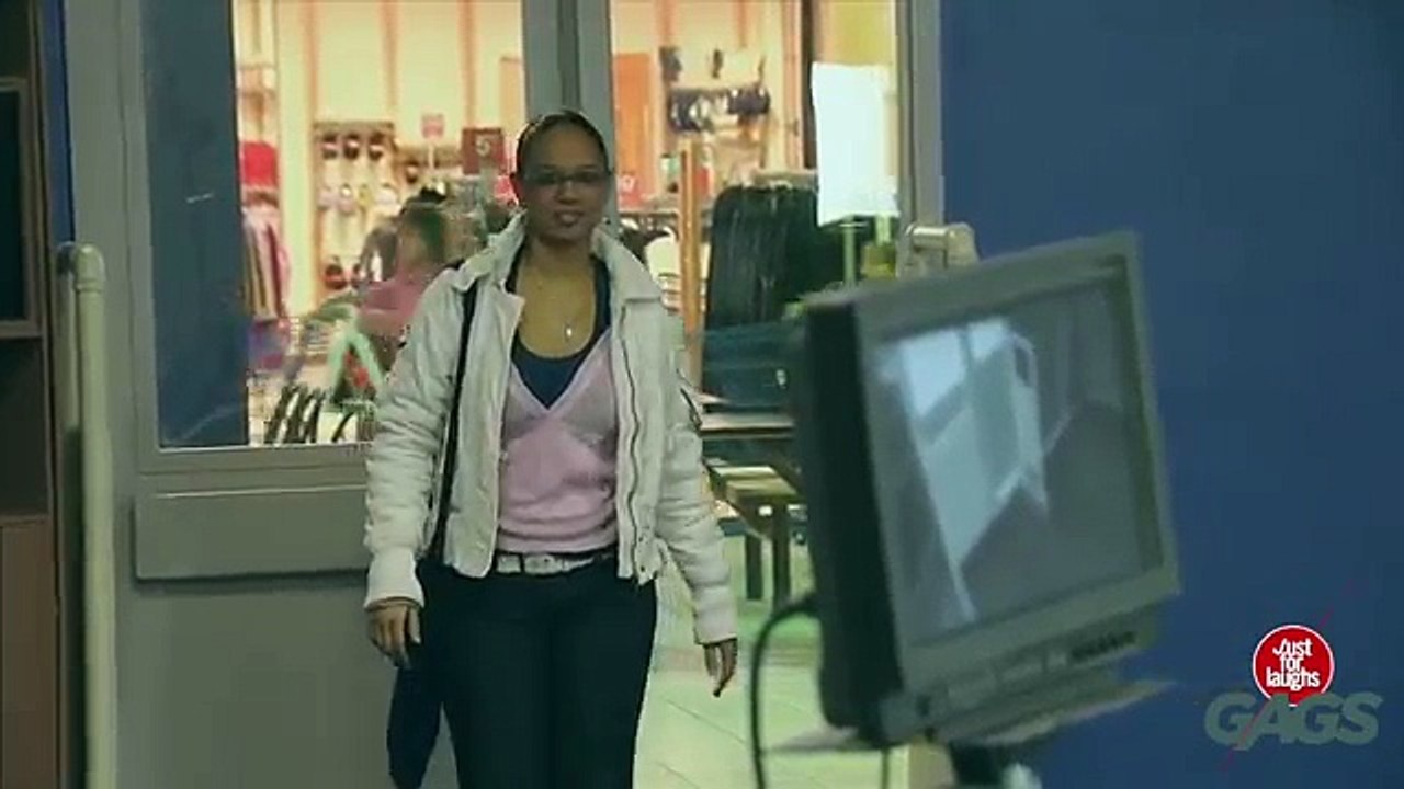 Nak3d Girls On Security Camera - Throwback Thursday
