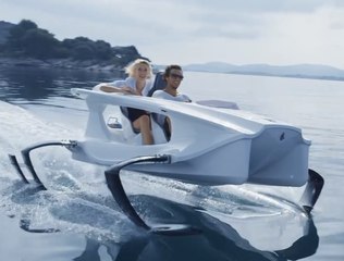 Quadrofoil hydrofoil electric watercraft Q2
