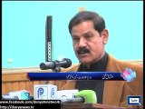 Dunya News - Families of Peshawar attack victims refute KP minister's claim, demand resignation