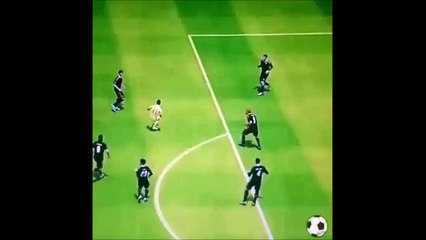 Pepe dá voadora em Neymar no videogame