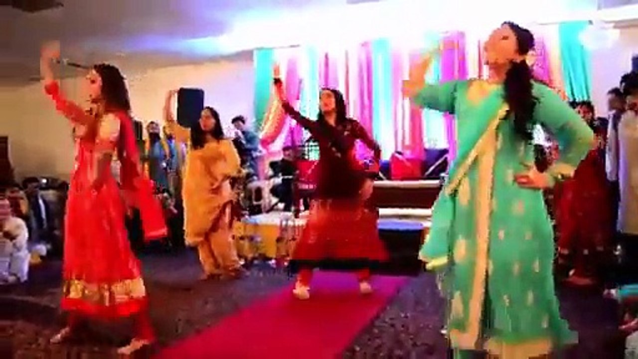 Pungabi Wedding Girls Mehandi Dance HD Video