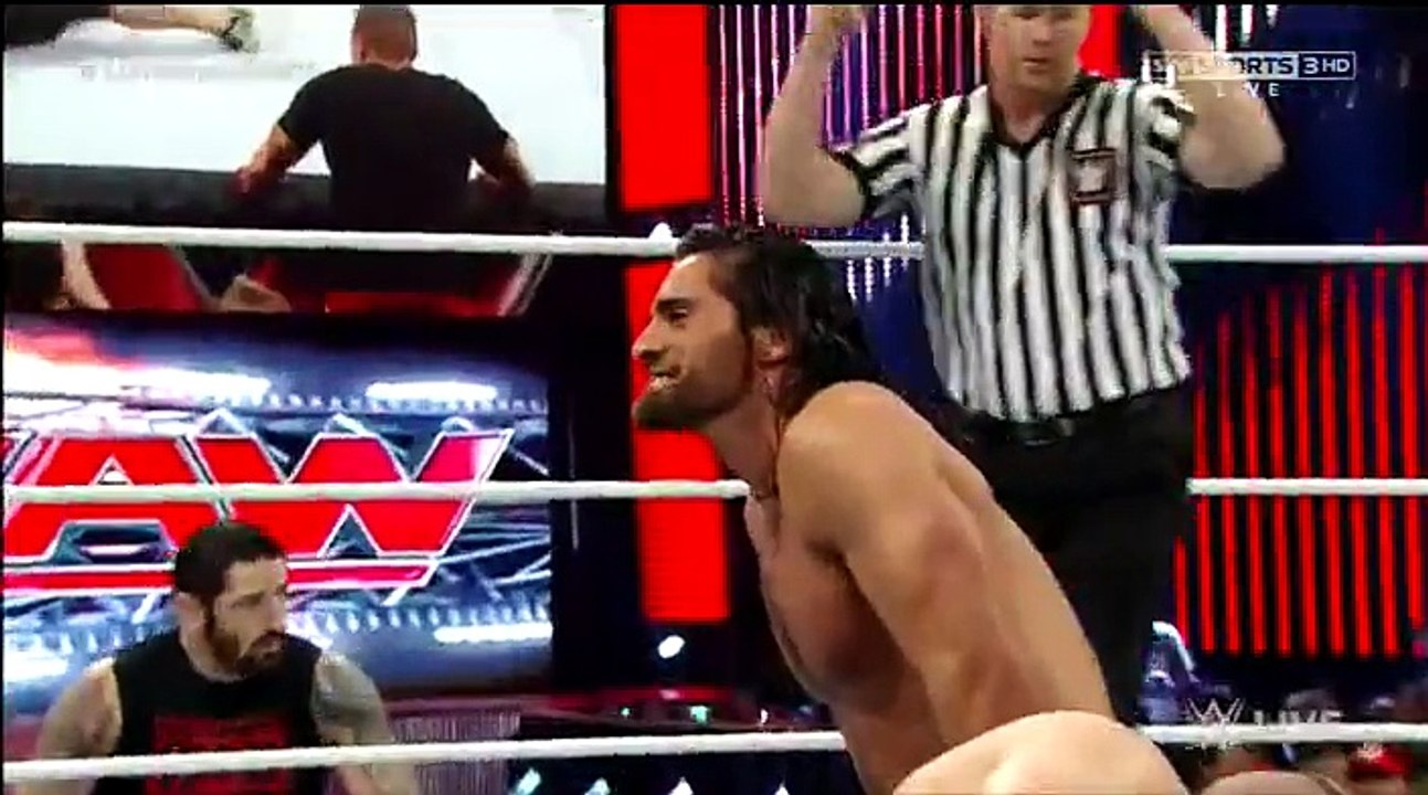 2015.01.12- John Cena vs. Seth Rollins- RAW
