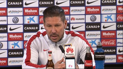 Simeone: "No juegan los de fuera; juegan los de dentro... que son mejores"