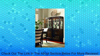 Universal Furniture Latitude Display Cabinet 113675 Review