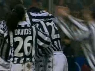 Et le 10ème jour, Zizou créa le foot