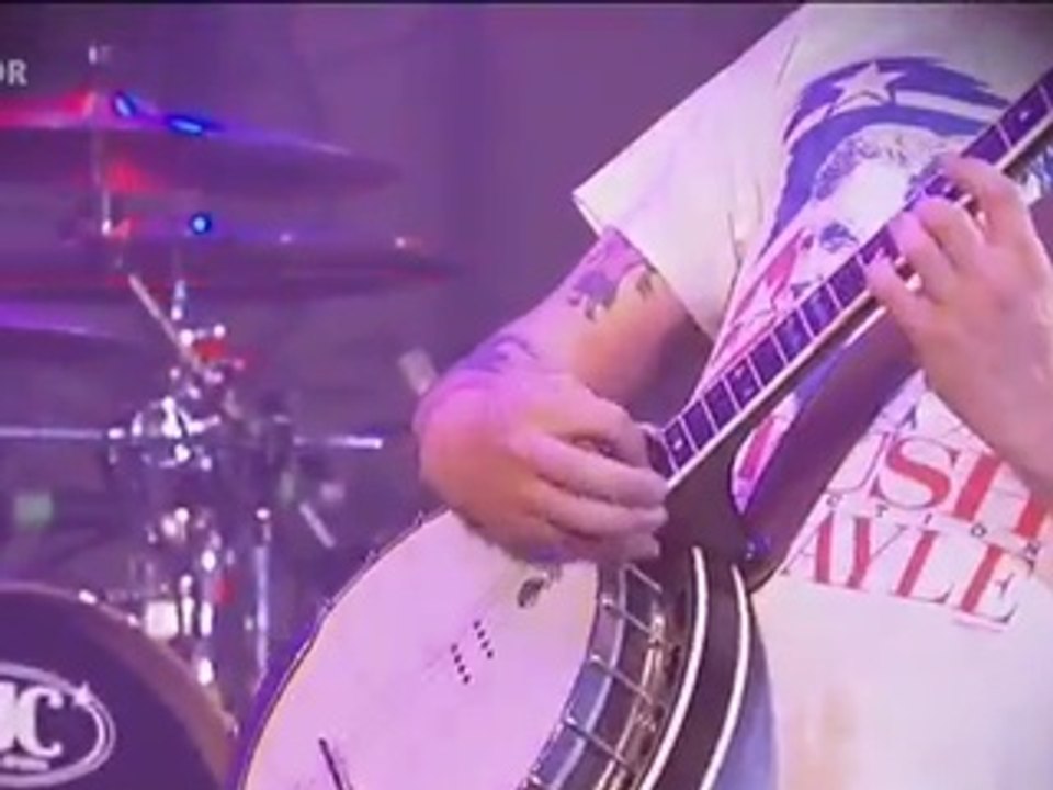 Dropkick Murphys - TNT (AC/DC Cover) Area4 2011