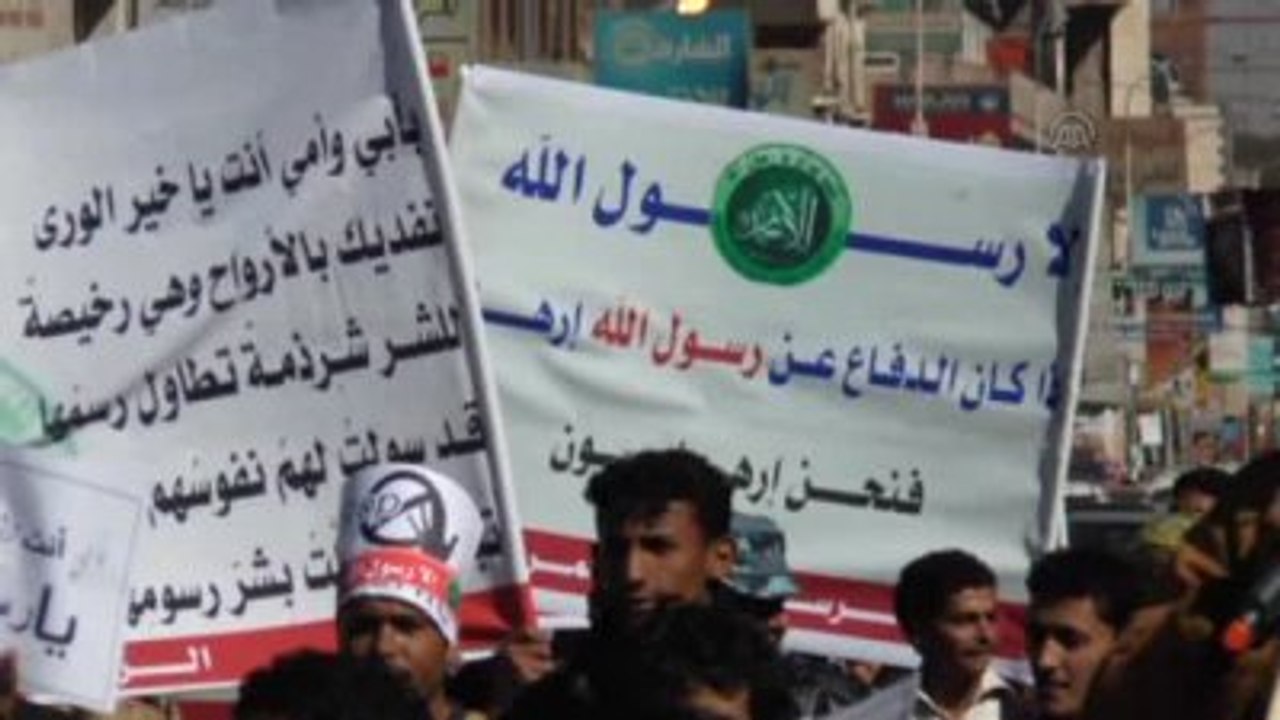 Yemen'de Charlie Hebdo Dergisi Protesto Edildi