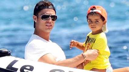 Cristiano Ronaldo Proves His Love For--/HD