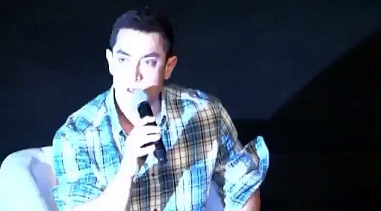 Aamir Khan Crying in a live show after pk