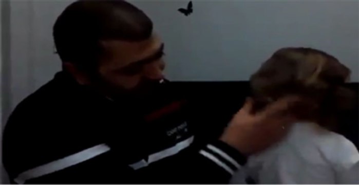 Pratik Babadan Şaşırtan Saç Toplama Yöntemi