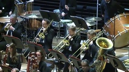 Neue Pariser Philharmonie nach Anschlägen eröffnet