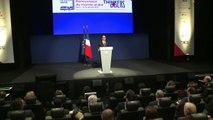 Discours de Hollande: réactions de P. Boniface et J. Lang