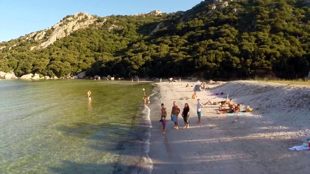 Mariana Broche : Veau à la broche soirée étape de la Corsica Classic 2014, Plage de Santa-Giula, 29 août 2014