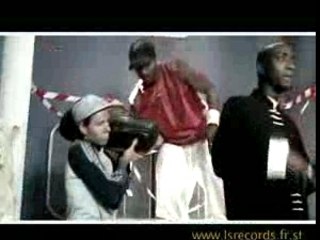 clip PZ "personne n'ecoute"