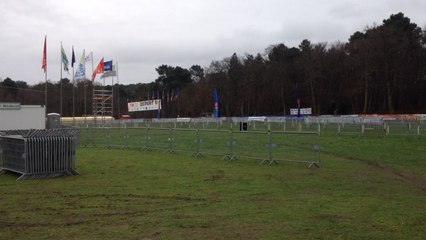 cross Ouest-France: installation du village