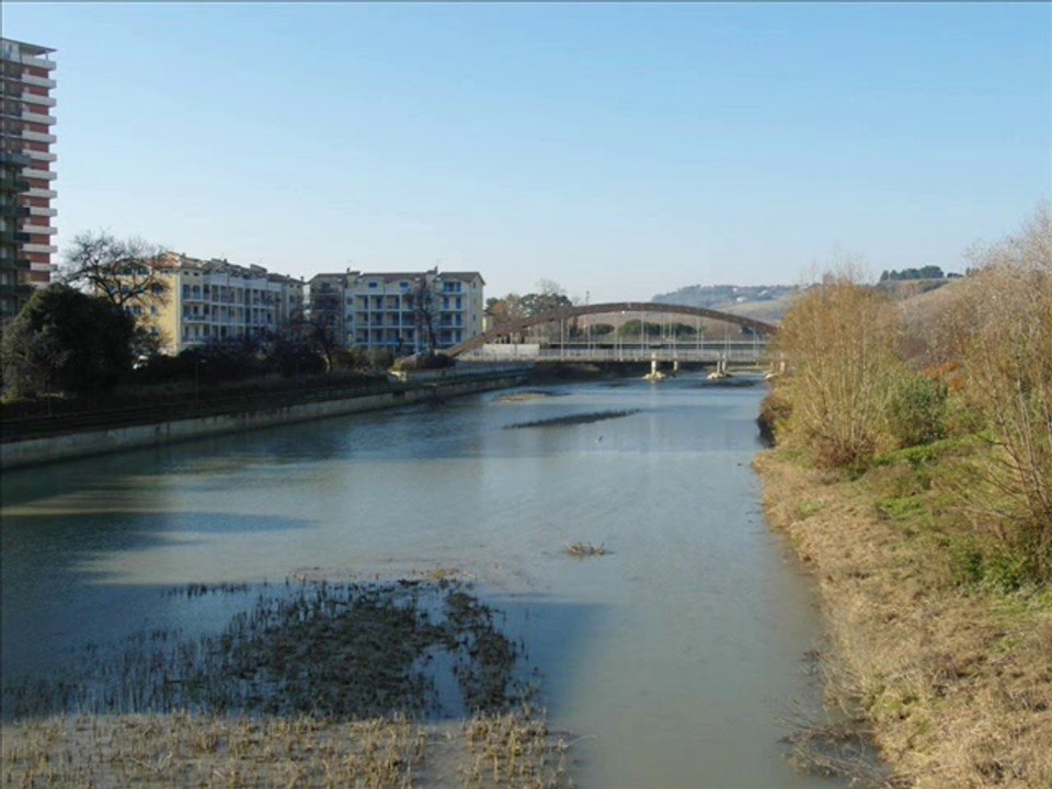 LA FOCE DEL FIUME POTENZA A PORTO RECANATI (MACERATA, MARCHE, ITALY)