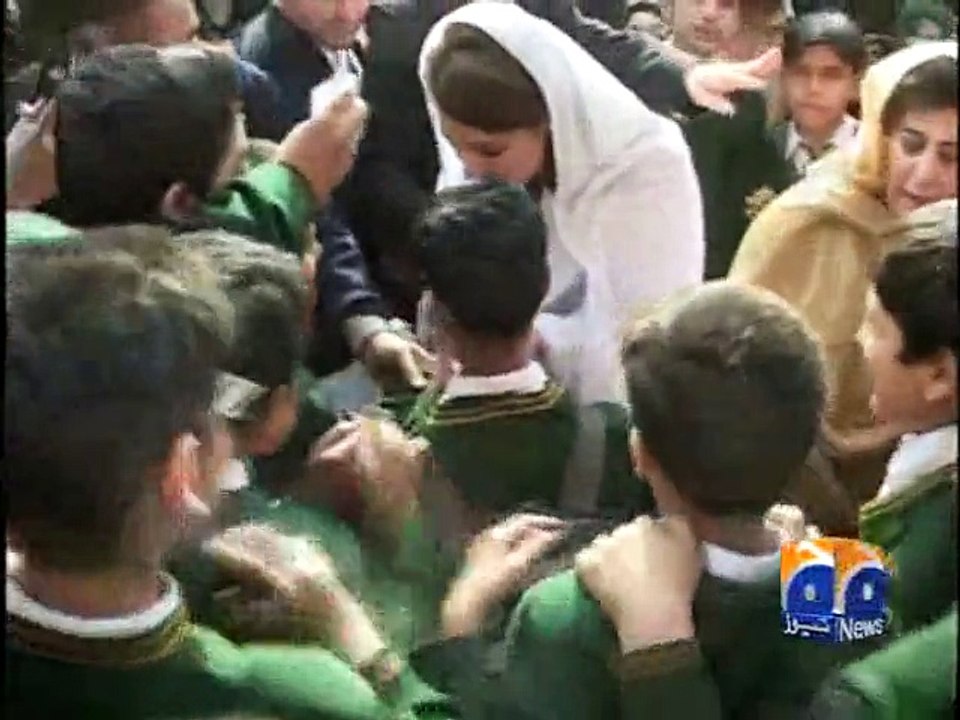 Reham Khan Tribute To Martyrs Of Peshawar School Attack