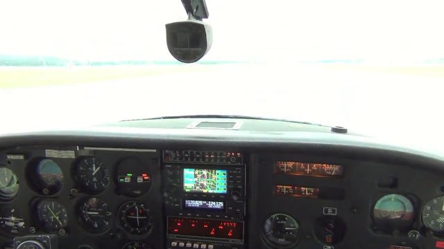 Transit publié en Cessna 182 : Avignon - Valence