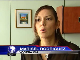 Detienen a dos oficiales de tránsito por lanzar piedras contra vehículos