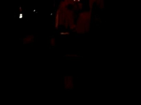 dynamite en plein paris poubelle 2 verre