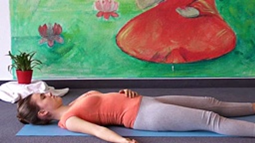 Yoga for Complete Beginners -  Yoga Class 20 Minutes