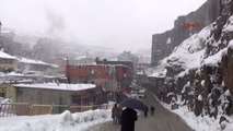 Bitlis Hakkari ve Bitlis'te Kar Yağışı