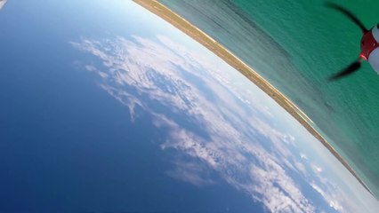 Violent crash d'un avion RC dans la mer!