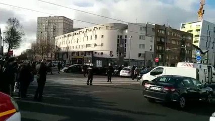 Paris'te yeni rehine krizi