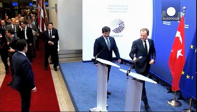 Новий прем'єр Туреччини говорив у Брюсселі про свободу слова