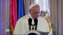 Papa denuncia corrupção e desigualdades 'escandalosas'