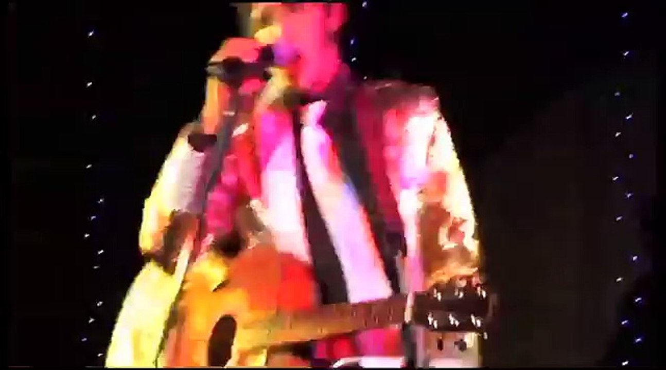 Josh Davis sings Good Rockin Tonight at Elvis day video