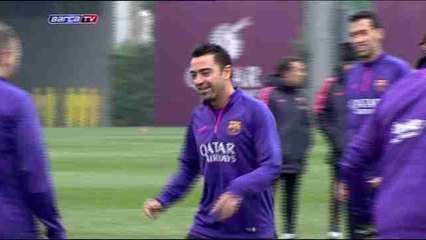 Xavi training with Barca again, medical approval for Sunday still pending