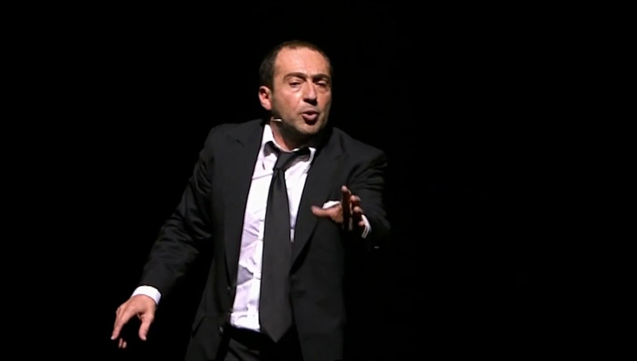 Patrick Timsit - Le Gourou