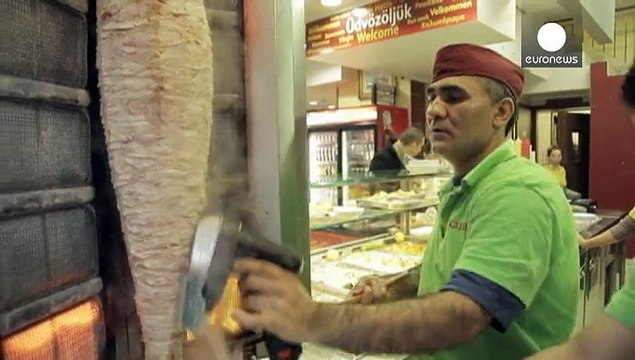 Presidente de Hungria apela à UE para fechar as fronteiras