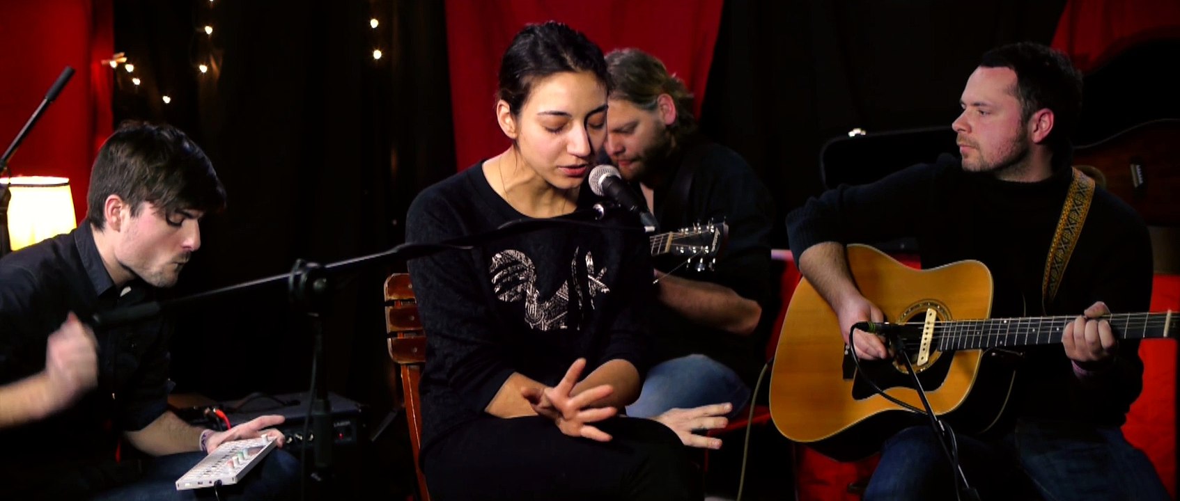 Intergalactic Lovers - No Regrets (Live session)