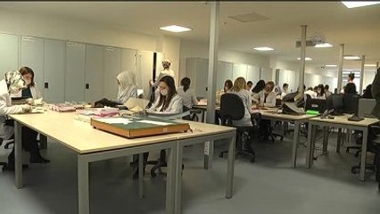 Çavuşoğlu, Dışişleri Bakanlığı Arşiv Binası'nda İncelemelerde Bulundu