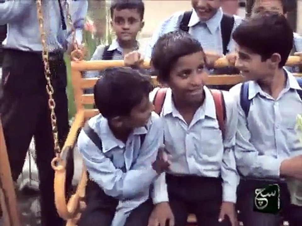 Bara Dushman Bana Phirta haiy Jo Bachon se Larta Haiy - By Love Spot