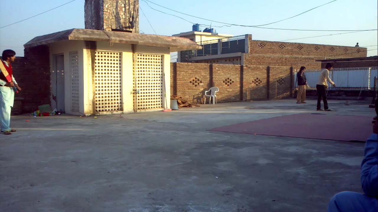 Hamza Waheed Balls to haris bin munawar