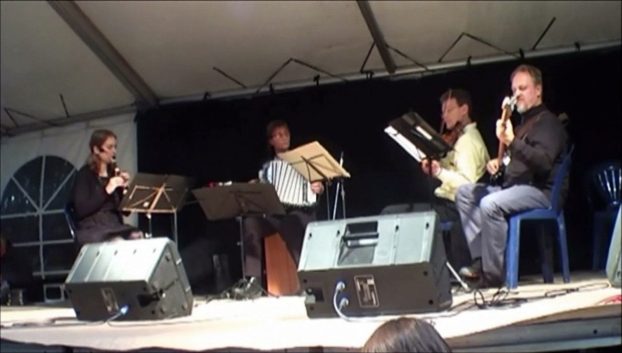 Folkadie sur la Grand-Place de Nivelles